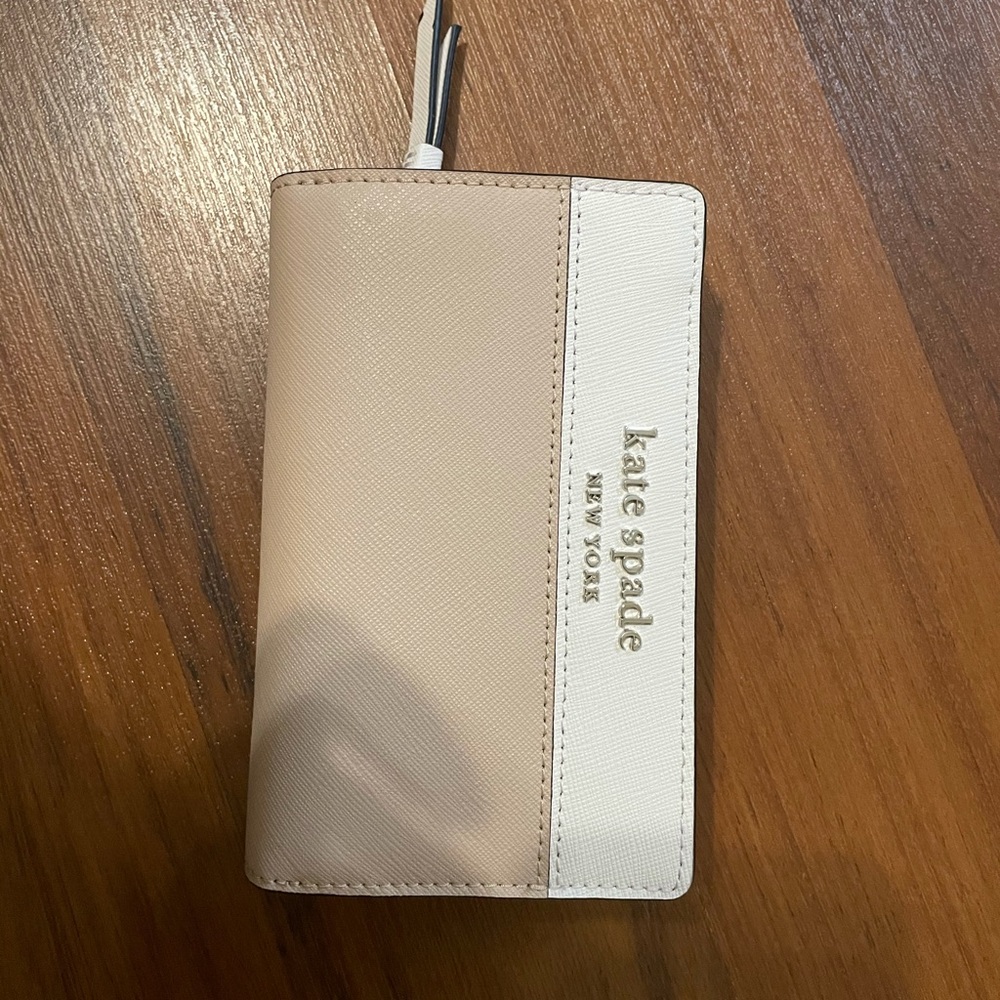 Cameron medium bifold wallet